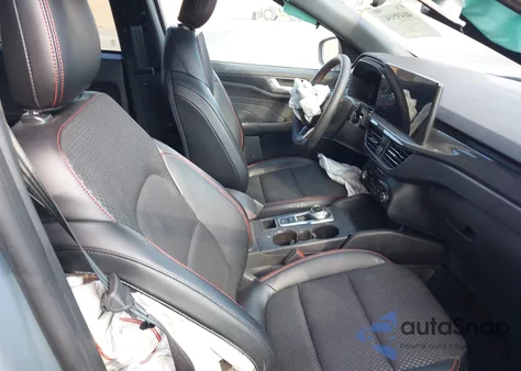 2024 Ford Escape St-Line from USA, damaged, VIN 1FMCU0MN4RUB24829